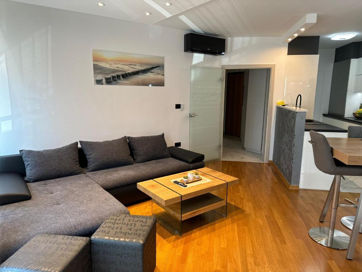 Apartamento Appleonlux Umag Exterior foto